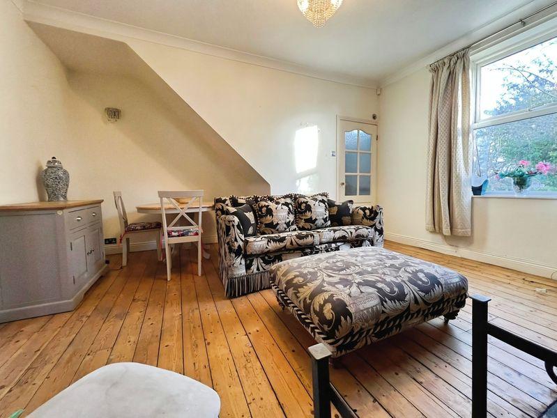 House in Newcastle Upon Tyne - More