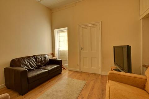2 bedroom apartment to rent, Glenthorn Road, Newcastle Upon Tyne NE2