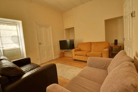 2 bedroom apartment to rent, Glenthorn Road, Newcastle Upon Tyne NE2