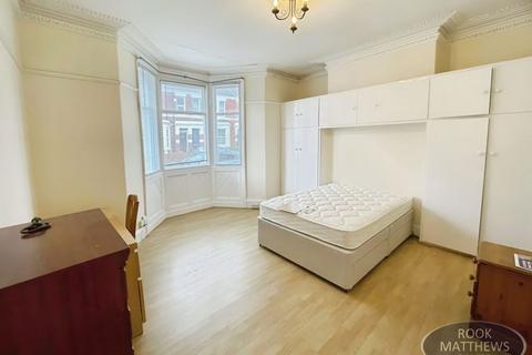 2 bedroom apartment to rent, Deuchar Street, Newcastle Upon Tyne NE2