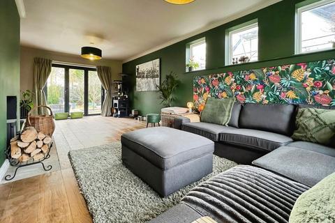 5 bedroom detached house for sale, Errington Road, Newcastle Upon Tyne NE20