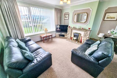 3 bedroom semi-detached house for sale, Hillhead Parkway, Newcastle upon Tyne NE5