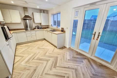 3 bedroom semi-detached house for sale, Barbet Drive, Newcastle upon Tyne NE15