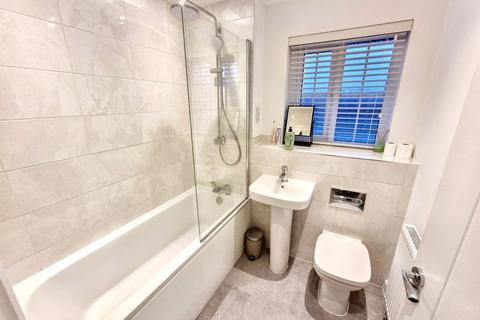 3 bedroom semi-detached house for sale, Barbet Drive, Newcastle upon Tyne NE15