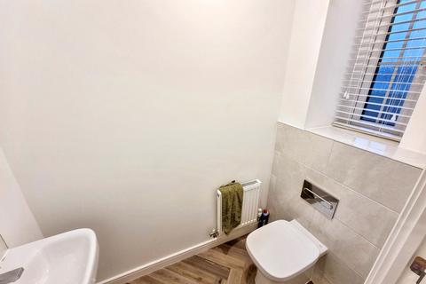 3 bedroom semi-detached house for sale, Barbet Drive, Newcastle upon Tyne NE15
