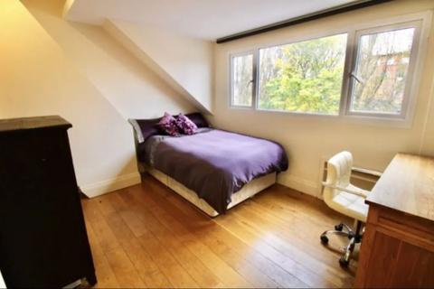 2 bedroom house to rent, Buston Terrace, Newcastle Upon Tyne NE2