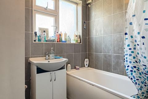 undefined, Eastleigh Avenue, Rayners Lane, Harrow HA2