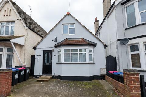 3 bedroom detached bungalow for sale, Southbourne Grove, Westcliff-On-Sea