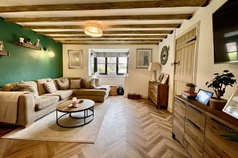 2 bedroom semi-detached house for sale, Heath End Road, Flackwell Heath HP10