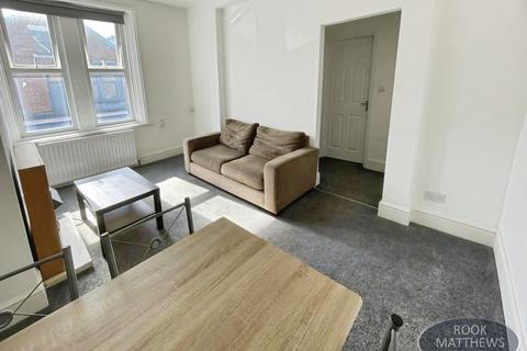 3 bedroom apartment to rent, Heaton Park Road, Newcastle Upon Tyne NE6