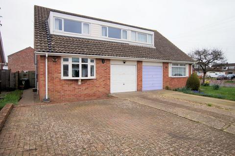 4 bedroom semi-detached house for sale, Ashtead Close, Fareham PO16