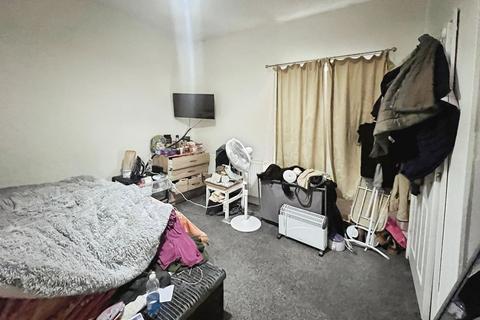 2 bedroom terraced house for sale, Bury Road, Tonge Fold