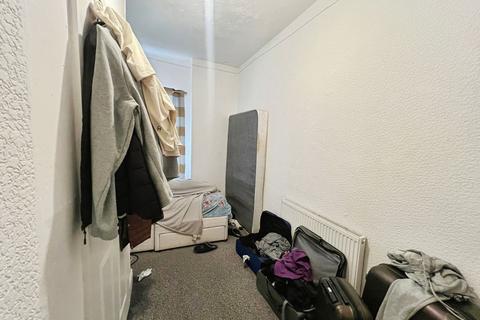 2 bedroom terraced house for sale, Bury Road, Tonge Fold