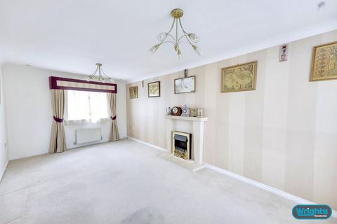 4 bedroom terraced house for sale, Cavell Court, Trowbridge