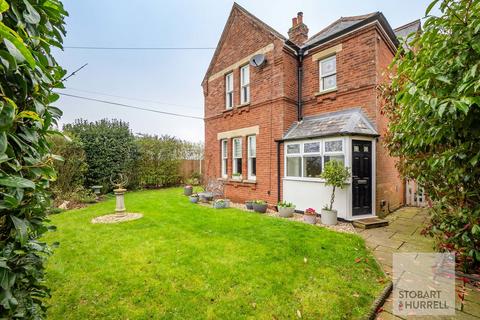 undefined, School Road, Great Yarmouth NR29