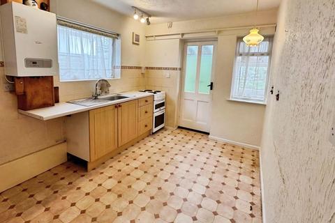 2 bedroom detached bungalow for sale, Richard Avenue, Brightlingsea, Colchester, CO7
