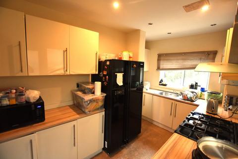 3 bedroom semi-detached house for sale, Canterbury Road, North Harrow