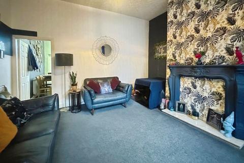 3 bedroom terraced house for sale, Peers Street, Bury