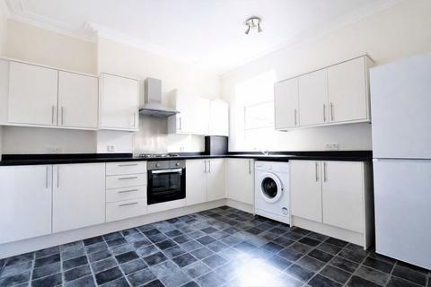 undefined, 2 bed room flat - Enfield Town EN1