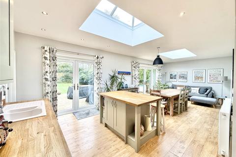 3 bedroom bungalow for sale, Shelley Close, Christchurch BH23