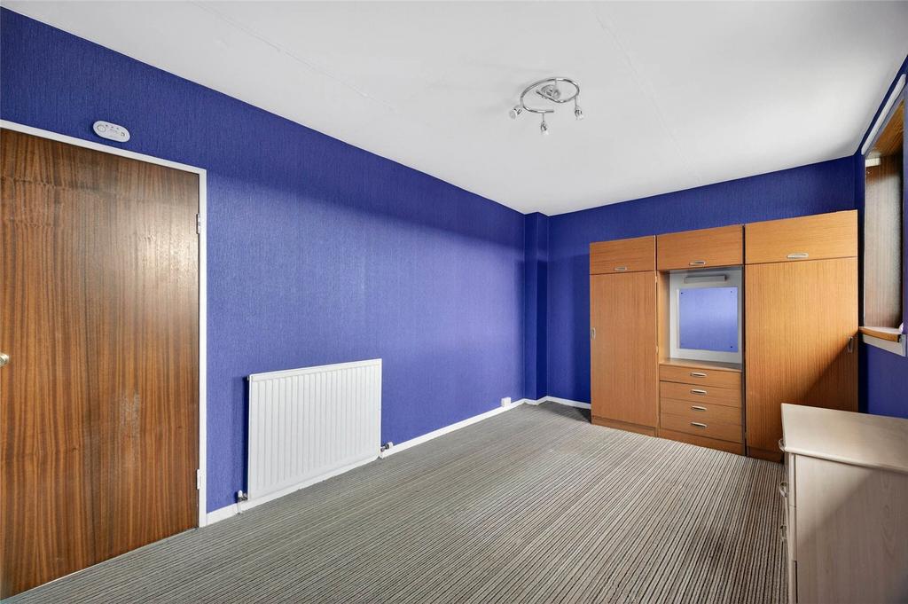 10 Muirfield Road