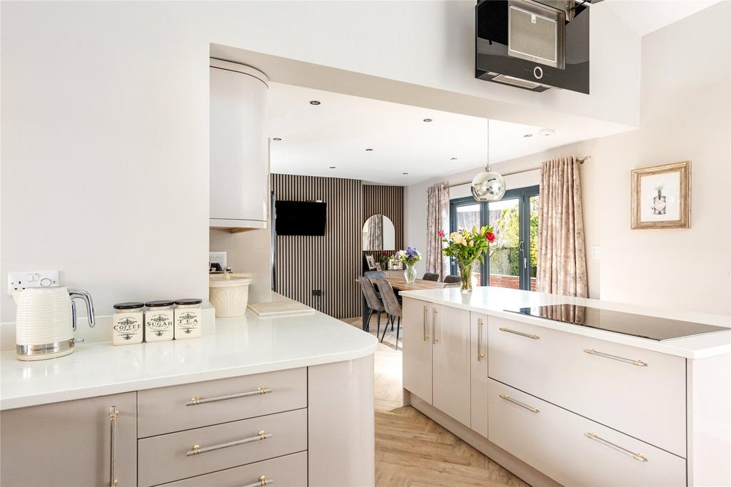 Kitchen/Breakfast
