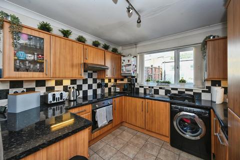 3 bedroom semi-detached house for sale, Knowsley Road, St. Helens, WA10