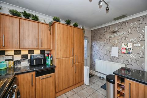 3 bedroom semi-detached house for sale, Knowsley Road, St. Helens, WA10