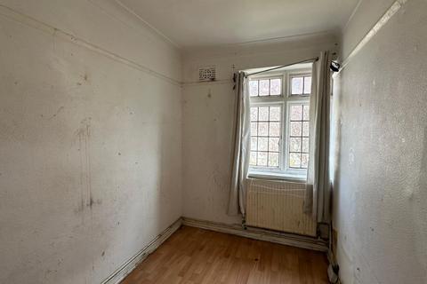 undefined, Flat 10 Grove Court, Addington Grove, London, SE26 4JS