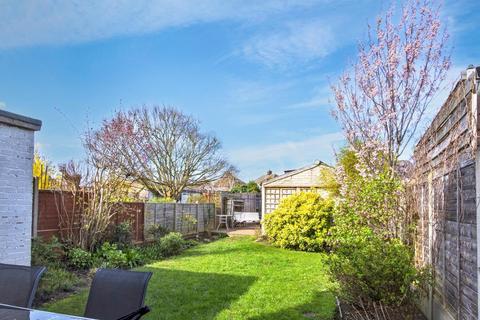 3 bedroom end of terrace house for sale, Bedford MK41