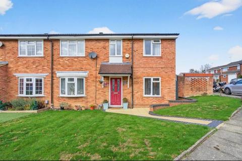undefined, Ventnor Gardens, Bramingham, Luton, Bedfordshire, LU3 3SL