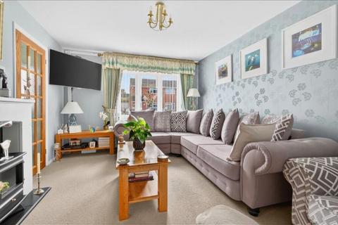 undefined, Ventnor Gardens, Bramingham, Luton, Bedfordshire, LU3 3SL