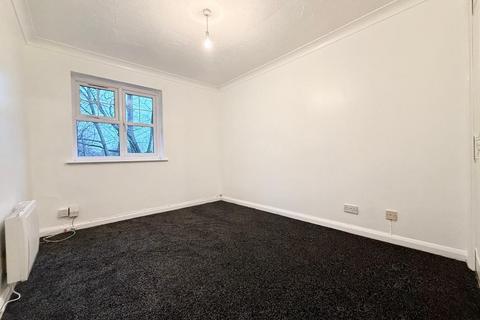 undefined, Barons Court, Old Bedford Road Area, Luton, Bedfordshire, LU2 7EY
