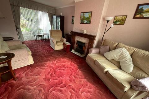 undefined, Elm Park, Hornchurch RM12