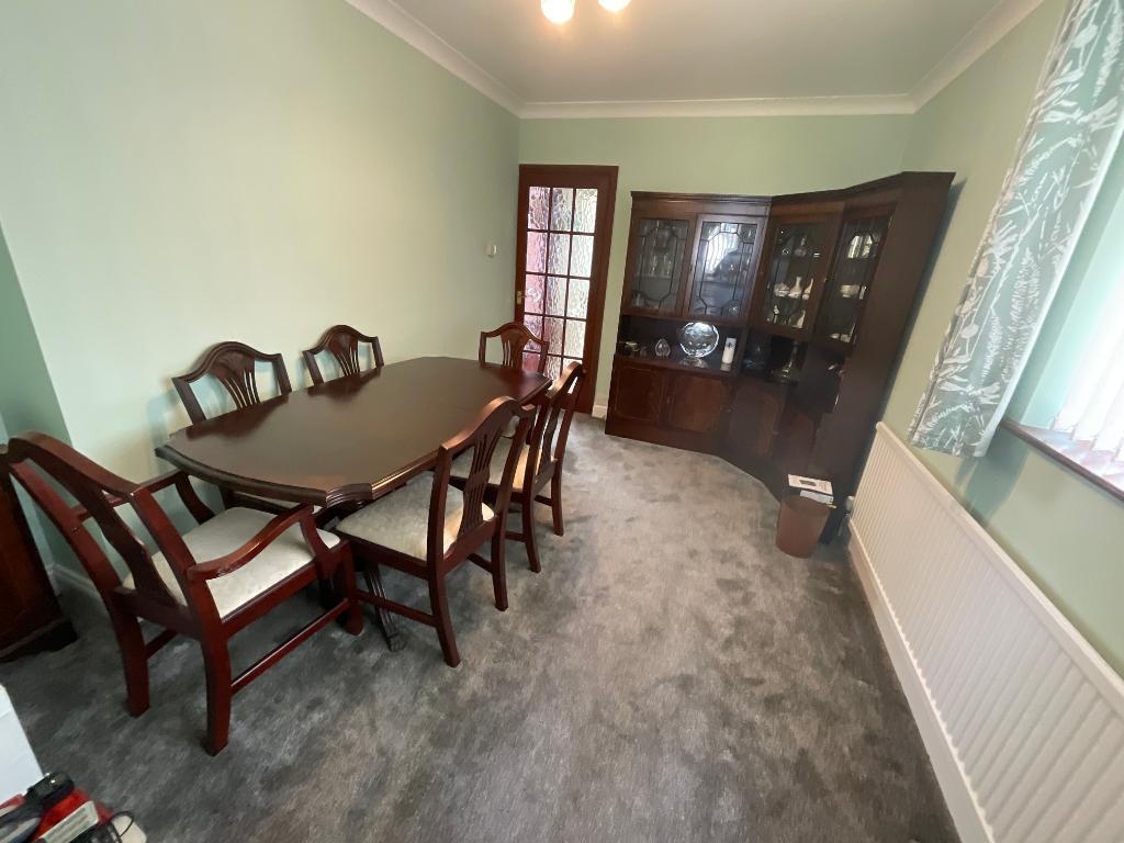 DINING ROOM 12'8 x 8'9