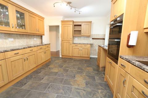 2 bedroom detached bungalow for sale, Fonmon Road, Rhoose, CF62