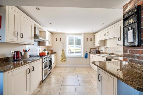 4 bedroom semi-detached house for sale, Silver Street, Lyndhurst, Hampshire, SO43