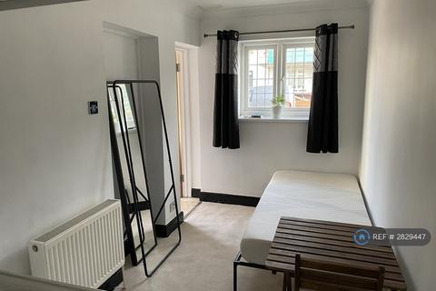 undefined, Waltham Road, Woodford Green, IG8