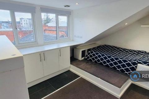 Studio to rent, London, London, NW2