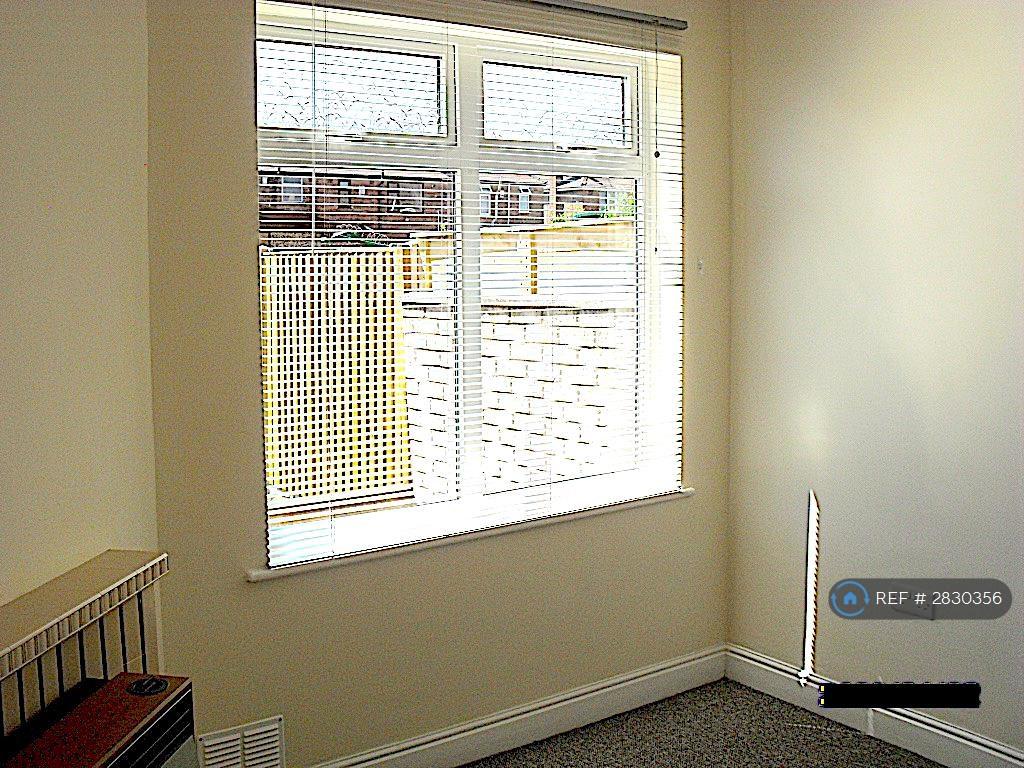 Dining Room Overlooking Garden