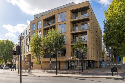 2 bedroom flat to rent, Chesworth Court, London, E1