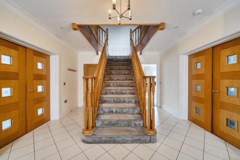 5 bedroom detached house for sale, Augustus Close, Stanmore