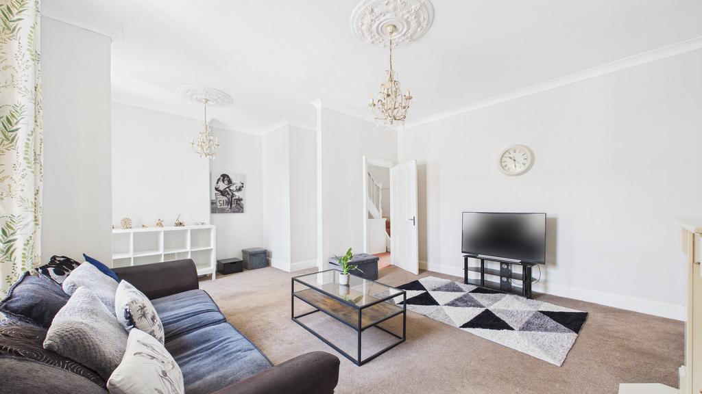 Living Room (1)