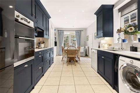 4 bedroom terraced house for sale, Broxash Road, SW11