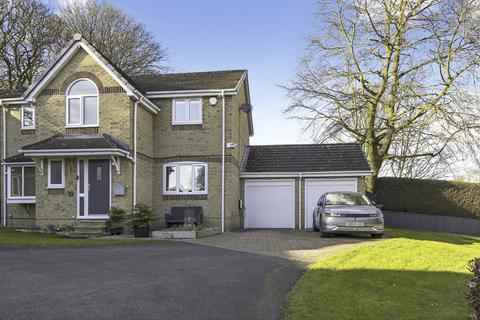 4 bedroom detached house for sale, Maple Drive, Leeds, LS12
