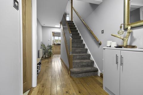 4 bedroom detached house for sale, Maple Drive, Leeds, LS12