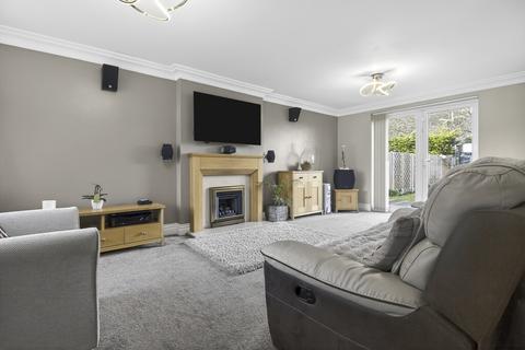 4 bedroom detached house for sale, Maple Drive, Leeds, LS12