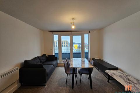 2 bedroom flat to rent, Poplar House,  Phoebe Street, Salford