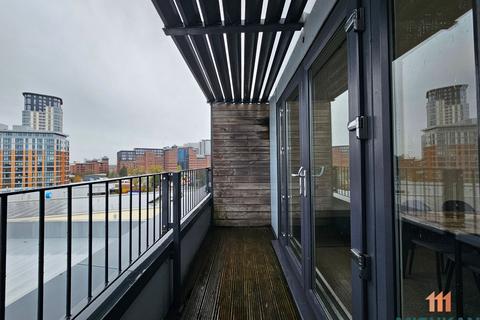 2 bedroom flat to rent, Poplar House,  Phoebe Street, Salford