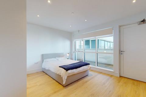 Studio to rent, Olympic Way